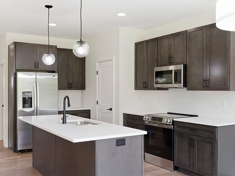4423 S Reed Ave — Photo 37