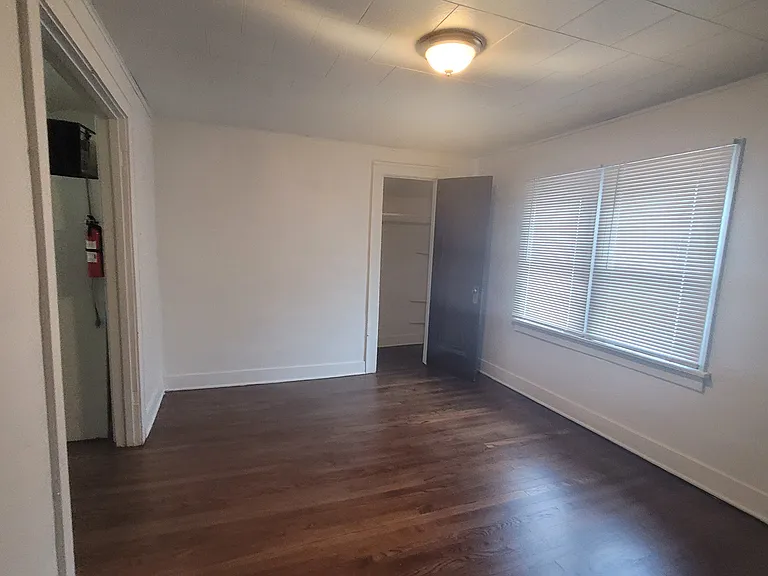 7122 Jackson Ave — Photo 17