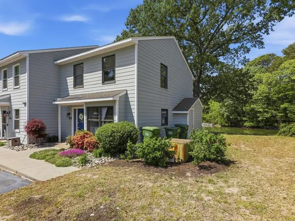 7867 Sunset Dr, Hayes, VA 23072