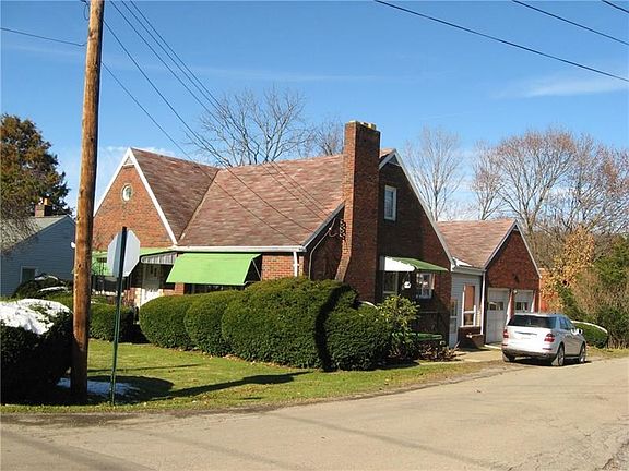 3rd image of 406 Meadowland Ave