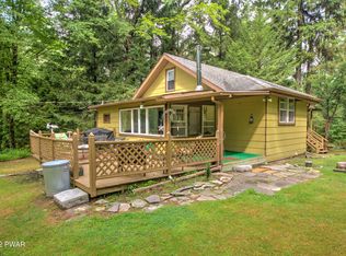 1005 Route 390, Greentown, PA 18426