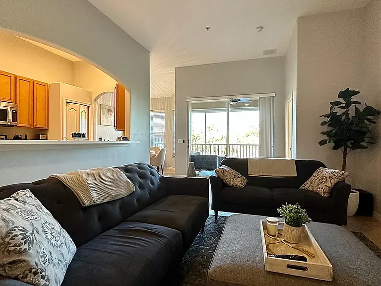 13245 Silver Thorn Loop #6 — Photo 2