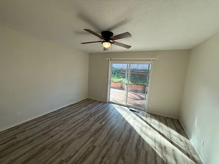 577 Sunwood Dr NW — Photo 11
