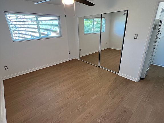 3rd image of 4625 Grey Dr APT 4