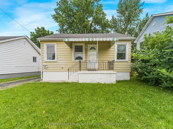 6183 Skinner St, Niagara Falls, ON L2G 2Y4