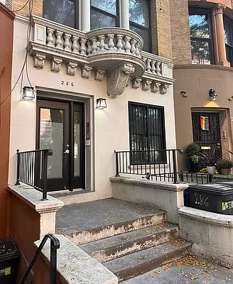 Rented by REINA PROPERTY GROUP CORP | media 1