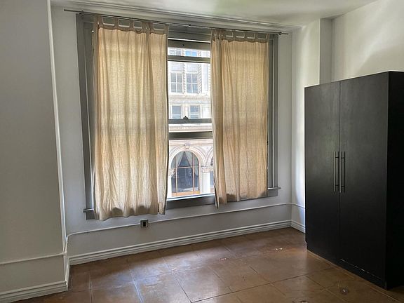 2nd image of 215 W 7th St APT 310