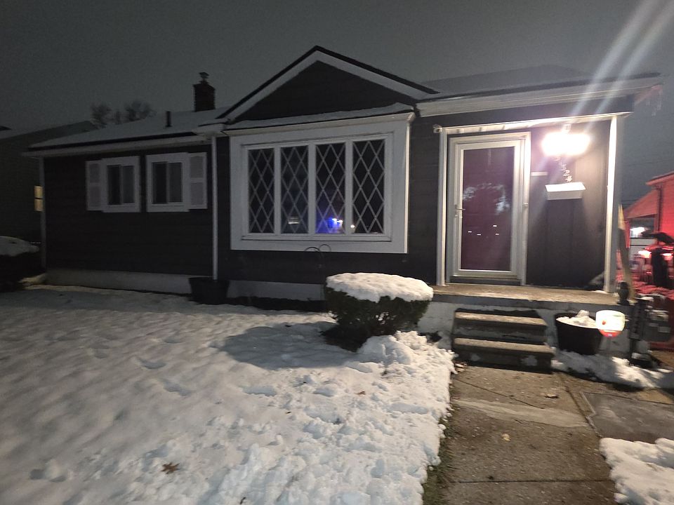 1st image of 31324 Florence St