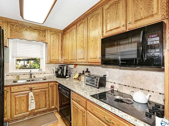 2nd image of 10008 Lily Flagg Cir SE