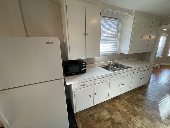 5th image of 5617 Lydia Ave
