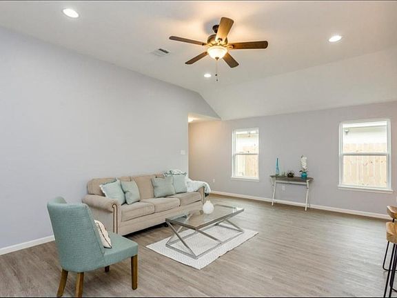 Some photos are model match pictures. Home may have slightly differences.