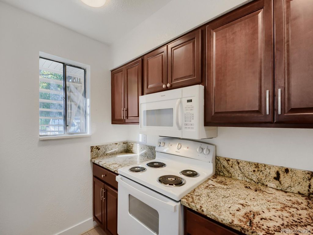 1705 Heatheridge Road #102