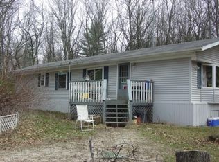 N1747 Sue Ln, Waupaca, WI 54981