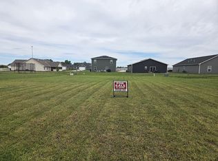 306 W Lavern Ln, Garden Plain, KS 67050