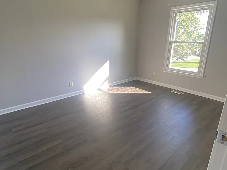 2301 Sherwood Hills Ct — Photo 12