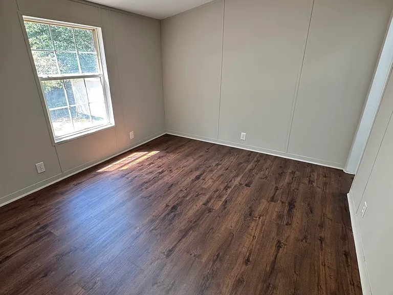 223 Barewood Dr — Photo 16