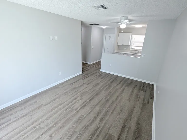 3031-3045 Springfield Ln #3035 — Photo 20