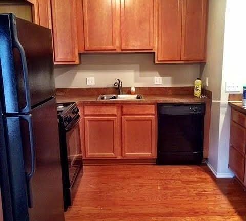 5th image of 2405 Torquay Ave APT 109