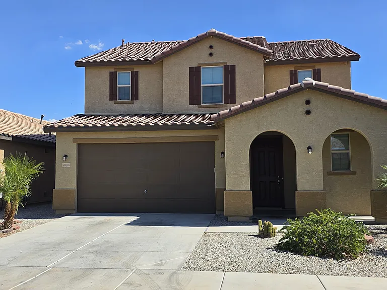 40835 W Patricia Ln — Photo 1