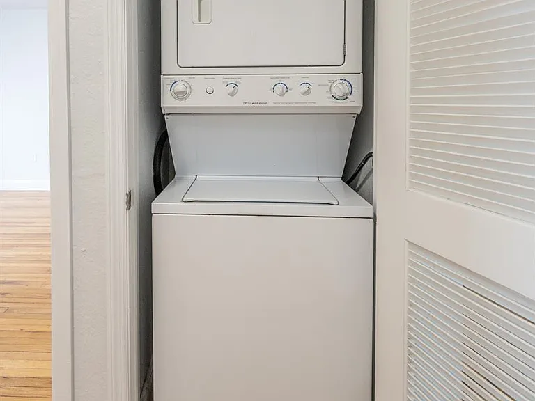 1007 Bay Dr #203 — Photo 24