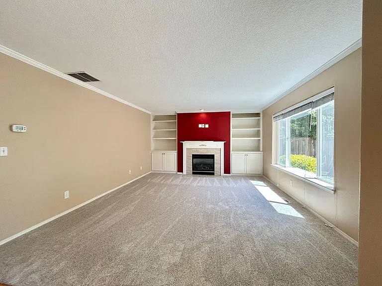 1218 NE Kinney St — Photo 21