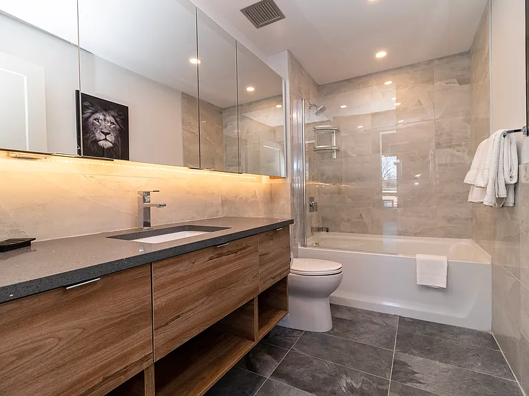 5515 Clyde St — Photo 77