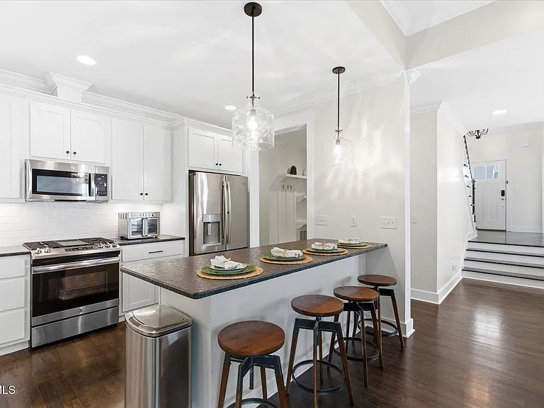 4893 Preserve Dr — Photo 13