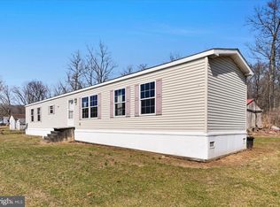 571 Schubert Rd, Bethel, PA 19507