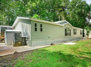 147 Finnigan Rd, Satsuma, FL 32189