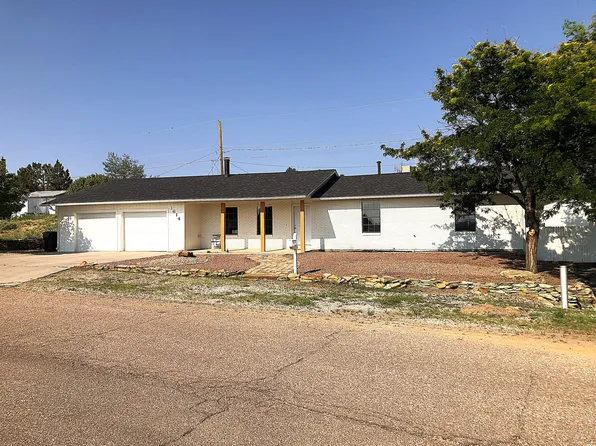 1614 Monterey Dr, Gallup, NM 87301
