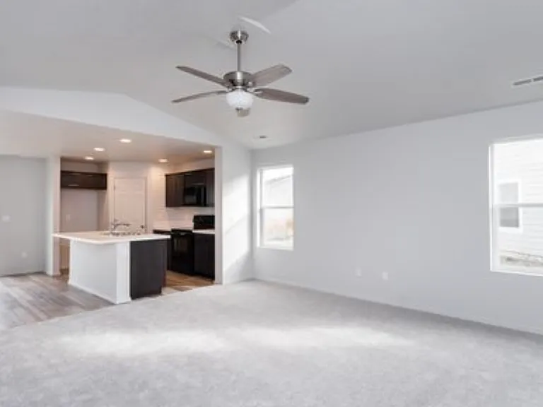8388 E Harpster Ct — Photo 3