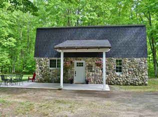 5723 Greenleaf Ln, Grawn, MI 49637
