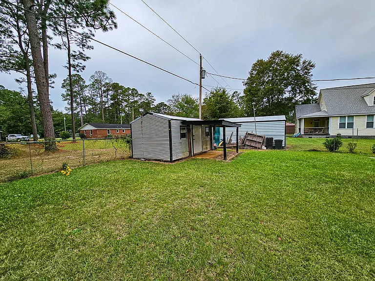 213 Otis Rd — Photo 35