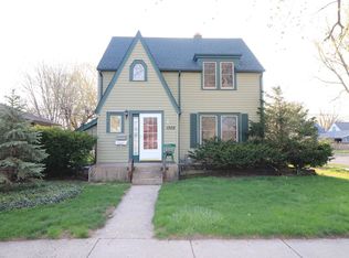 1302 Center Ave, Janesville, WI
