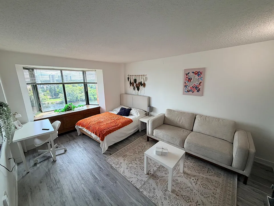 550 Wilbrod St #908