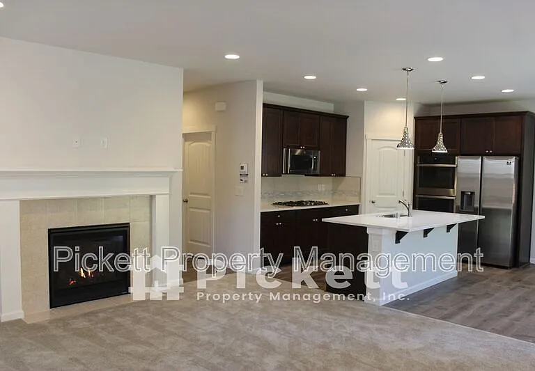 4222 Andasio Loop SE — Photo 6