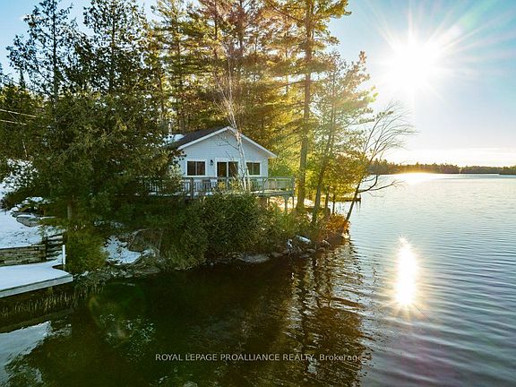 2nd image of 2087 B Grindstone Lake Rd
