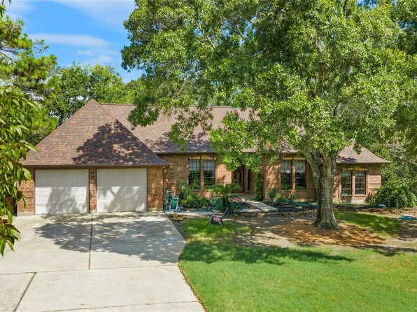 97 Avenue J, Dickinson, TX 77539