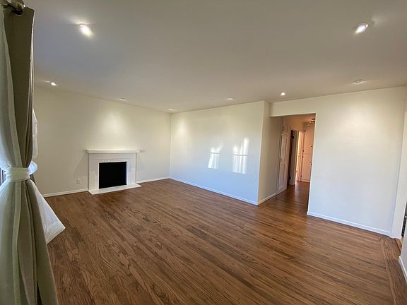 4th image of 442 Holly Ave