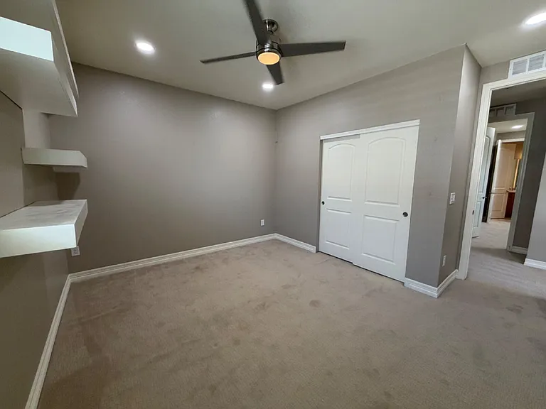 16558 Prospect Ln — Photo 16