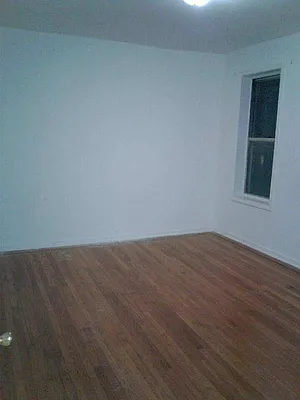 Rented by Arena Real Estate | media 12