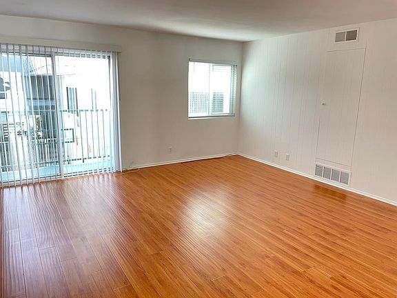 4th image of 164 Paseo De La Concha APT H