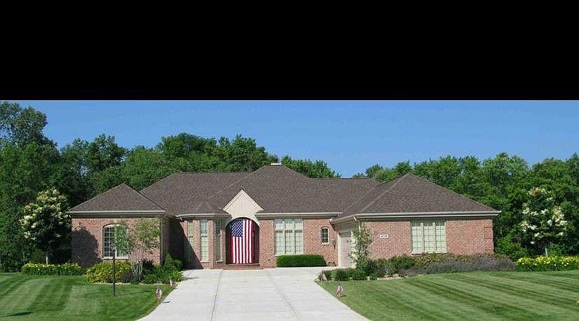 2nd image of 6739 Blue River Way