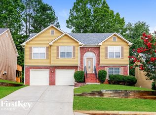 795 Station View Run, Lawrenceville, GA 30043