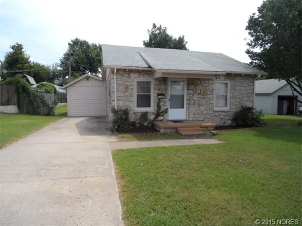 1003 N Grant Ave W, Sand Springs, OK 74063