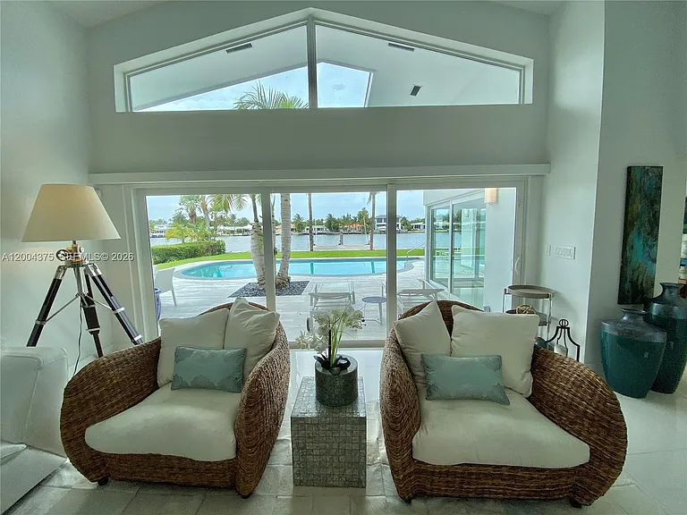 265 N Shore Dr — Photo 9