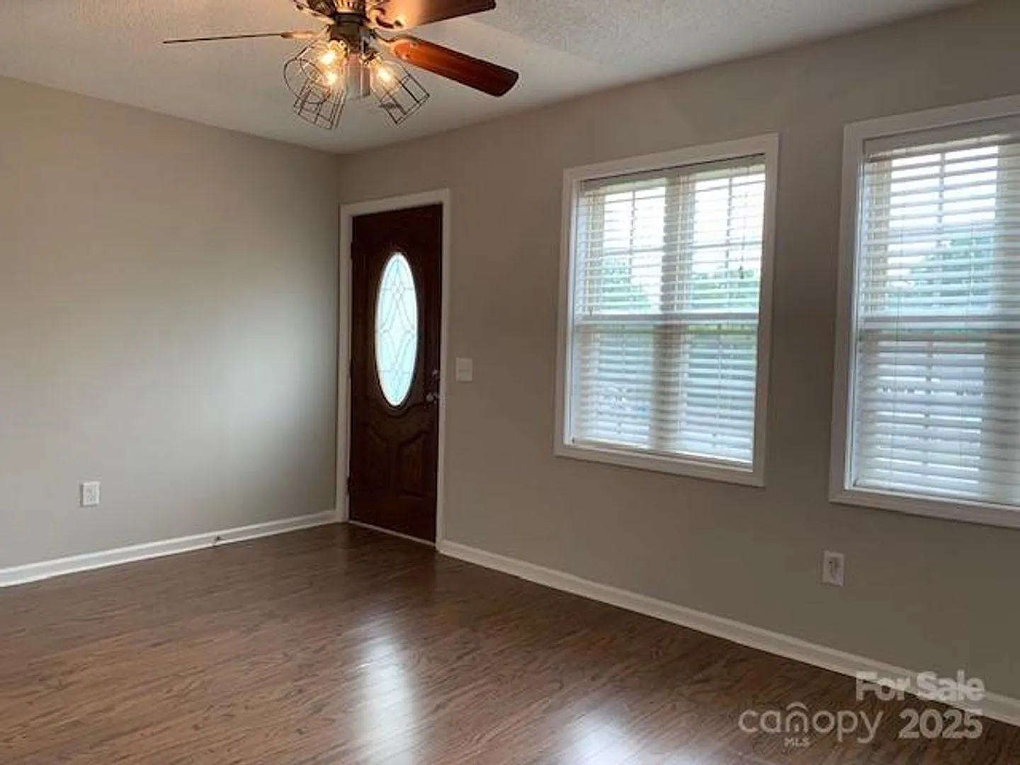 3 Bed, 2 Bath Home in Lenoir - Fenced in Backyard — Photo 3