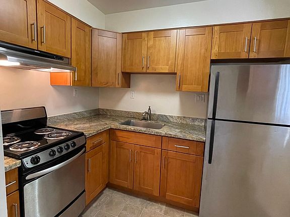 5th image of 3 Mulberry Ct APT 5