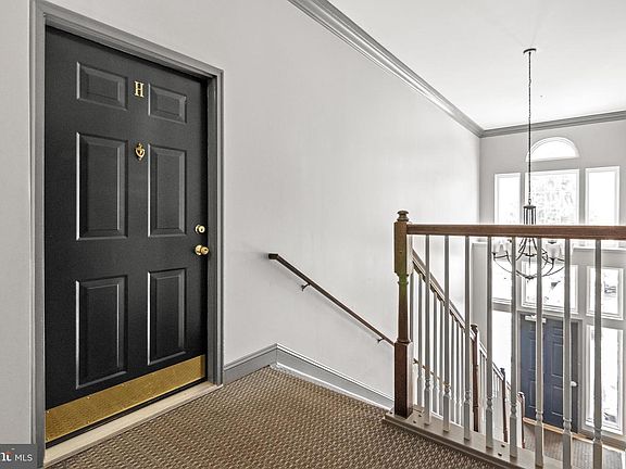 4th image of 311 Laurel Woods Dr Unit H