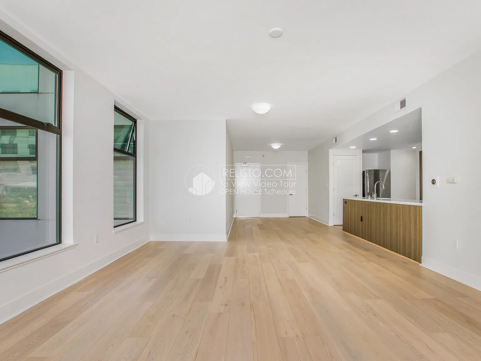2 bed, 2.0 bath, 1330 sqft, $6,295 — Photo 3